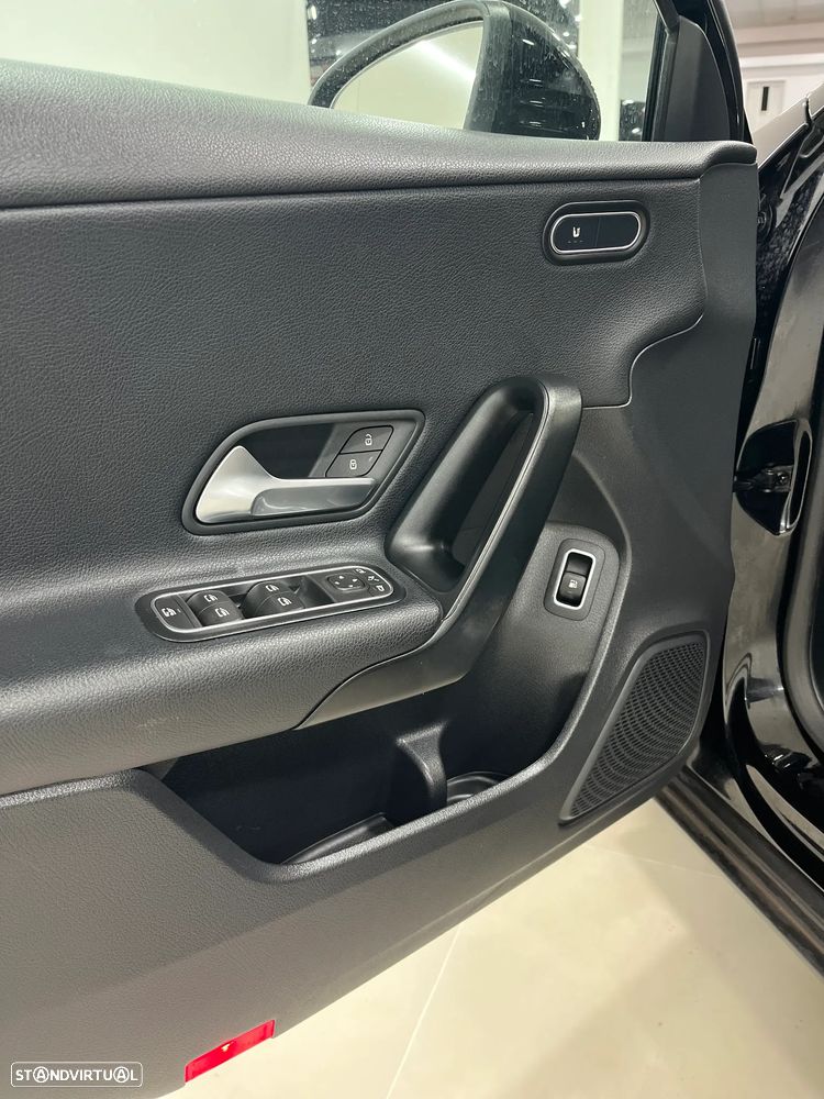 Mercedes-Benz A 250 e - 14