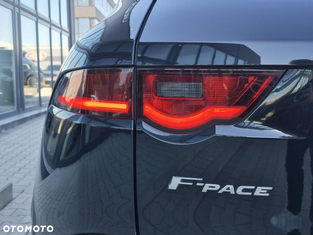 Jaguar F-Pace 25d AWD Prestige - 15