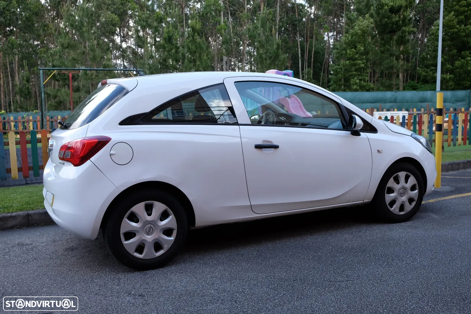 Opel Corsa 1.3 CDTi All White - 2