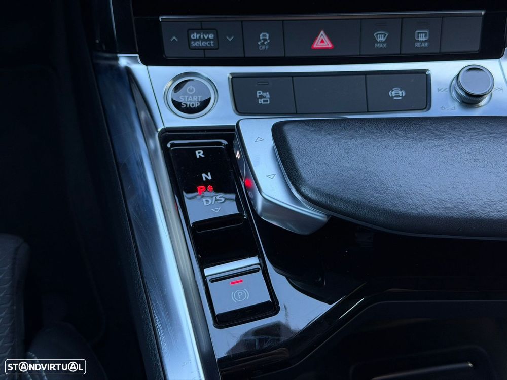 Audi e-tron 55 quattro S line - 58
