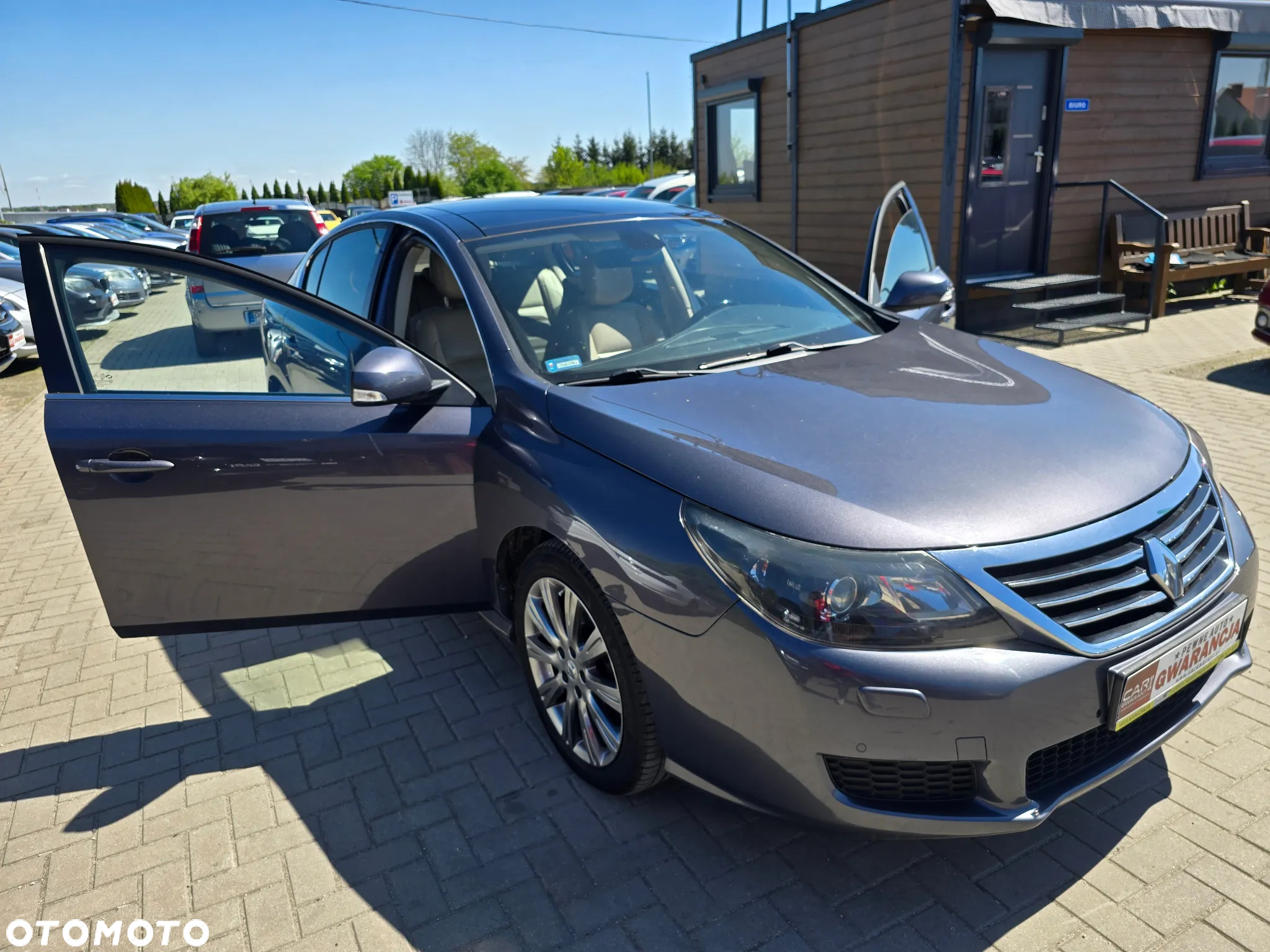 Renault Latitude V6 dCi 240 FAP - 23