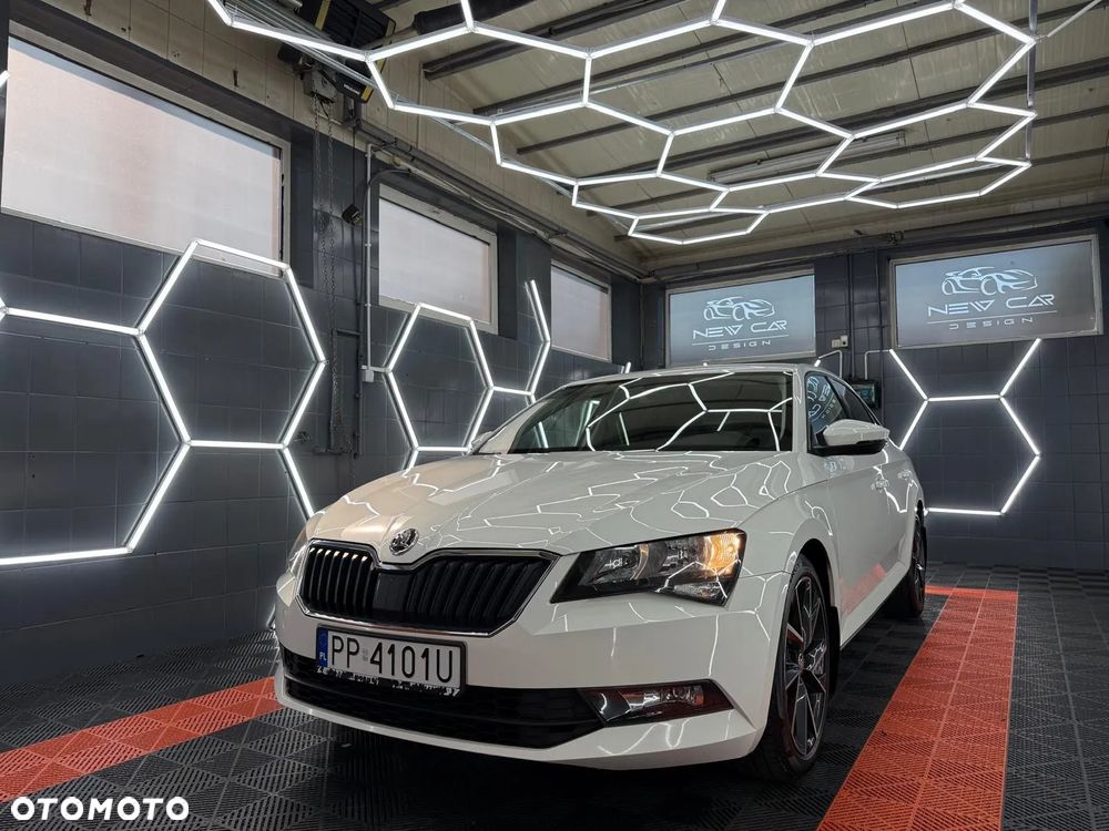 Skoda Superb 2.0 TDI Ambition - 4