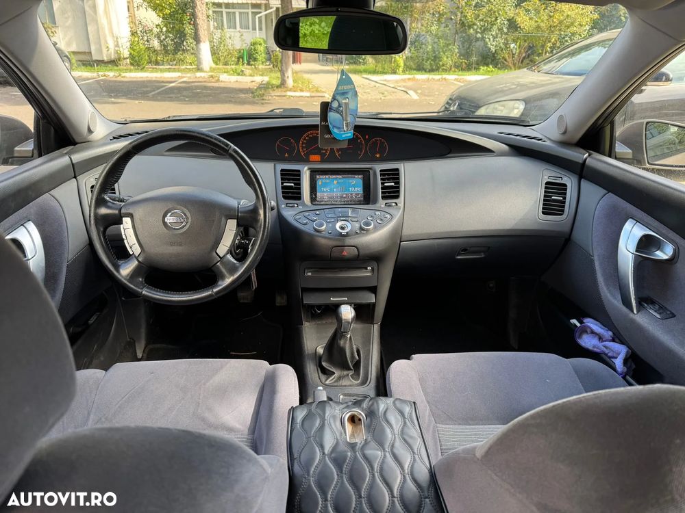 Nissan Primera 1.6 Visia - 10