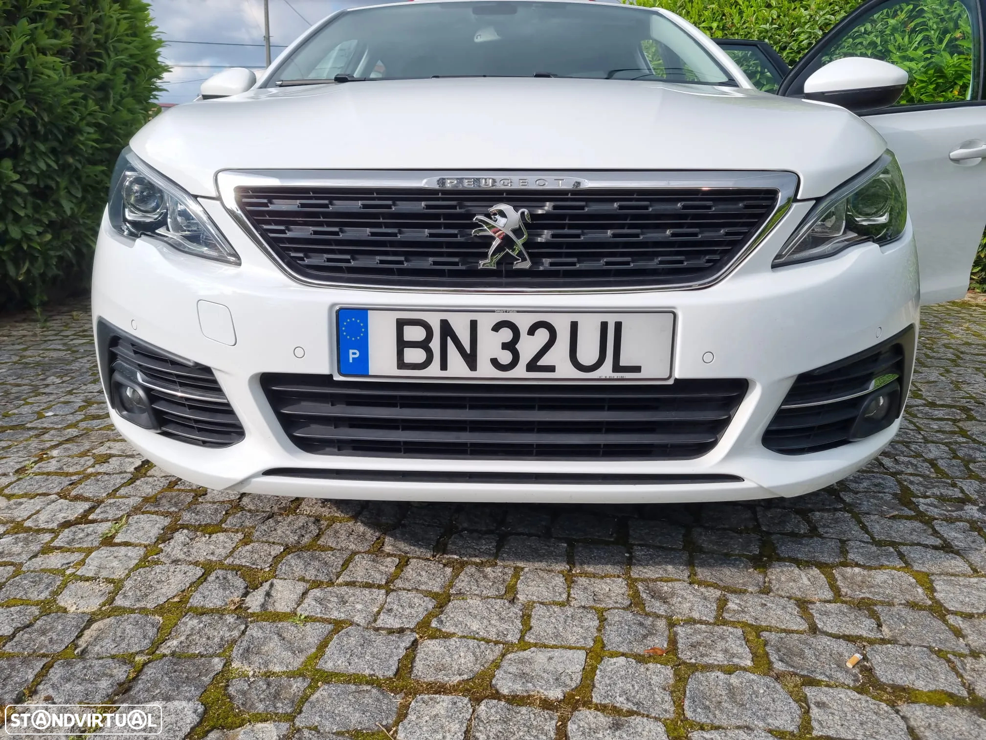 Peugeot 308 SW BlueHDi 130 EAT8 Style - 12