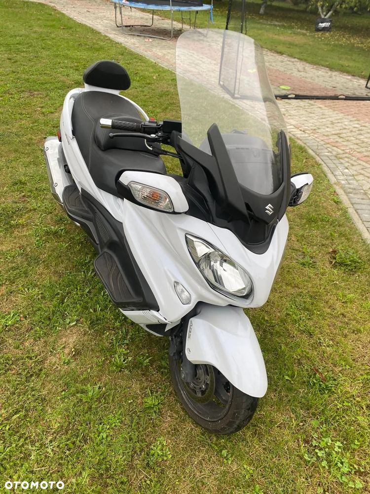 Suzuki Burgman - 1