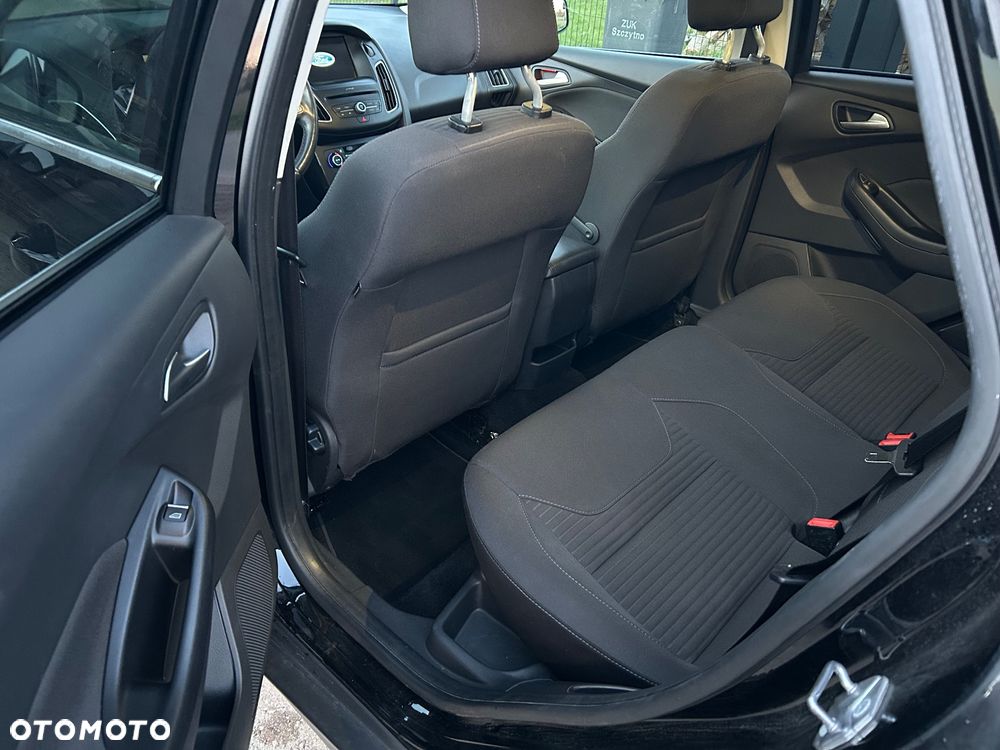 Ford Focus 1.0 EcoBoost Start-Stopp-System TITANIUM STYLE - 11