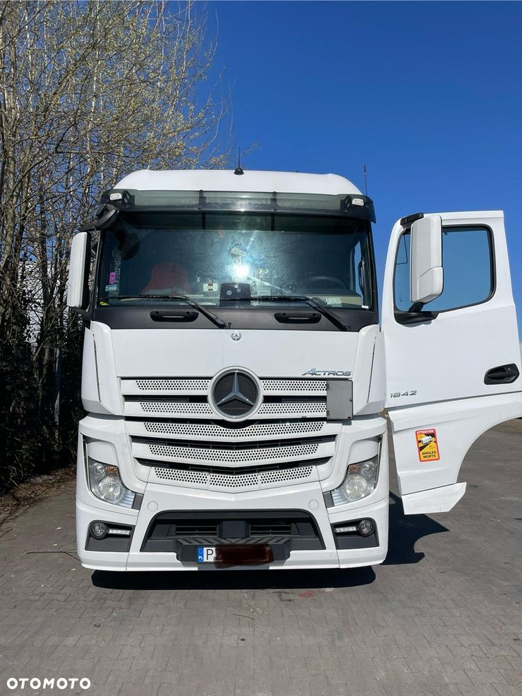 Mercedes-Benz Actros 1842 - 1