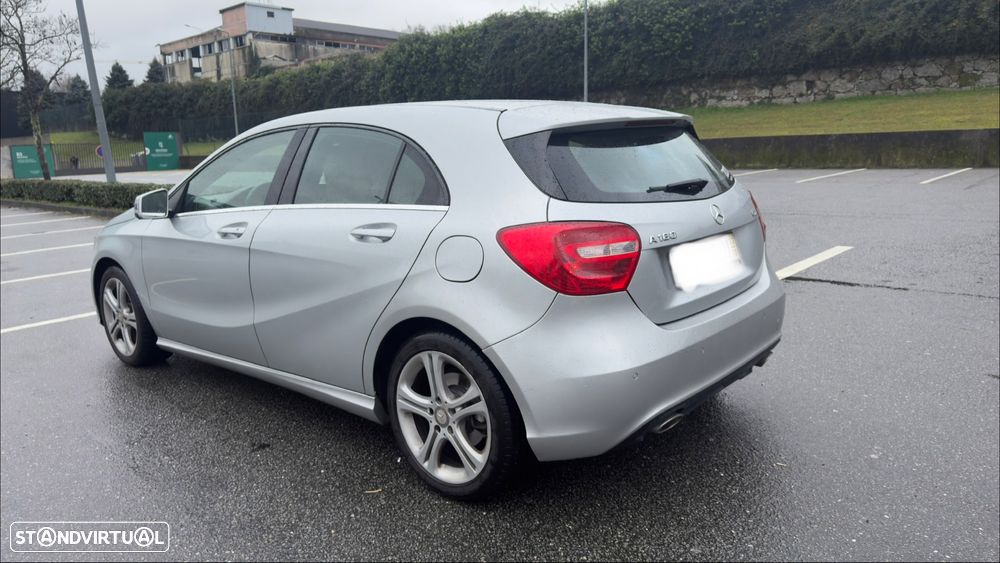 Mercedes-Benz A 180 CDI BlueEFFICIENCY - 2