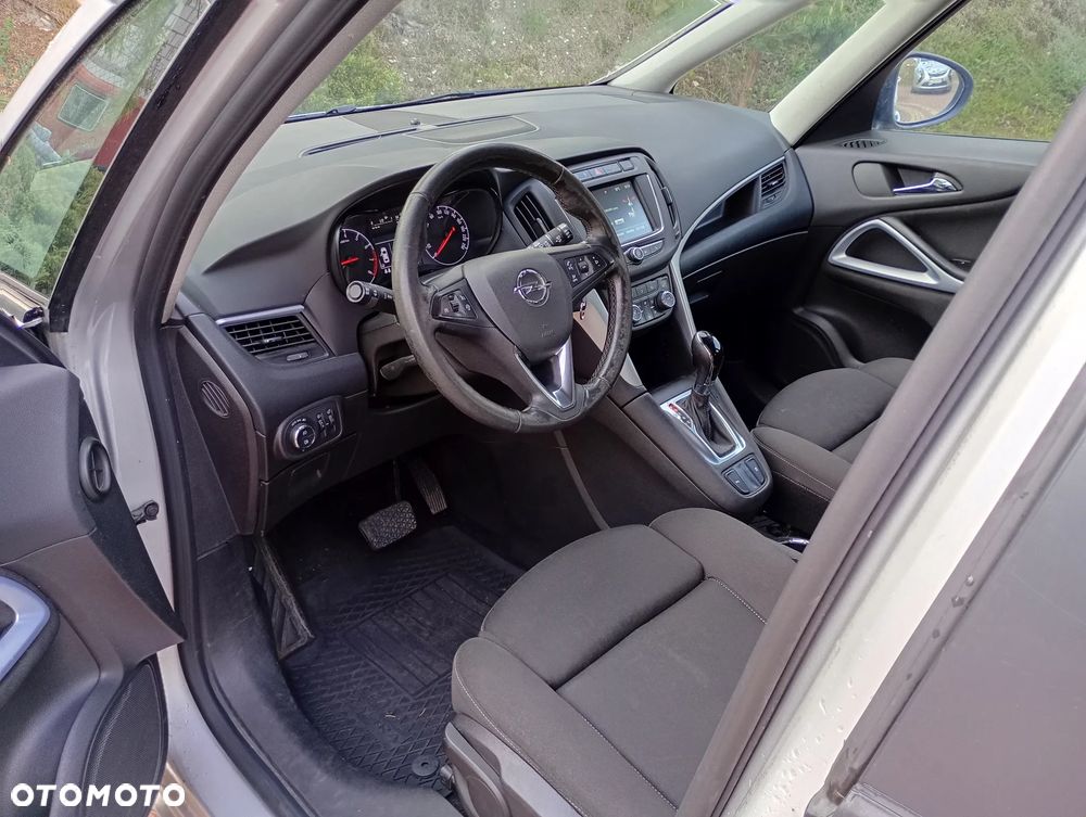 Opel Zafira 1.6 T Elite - 10