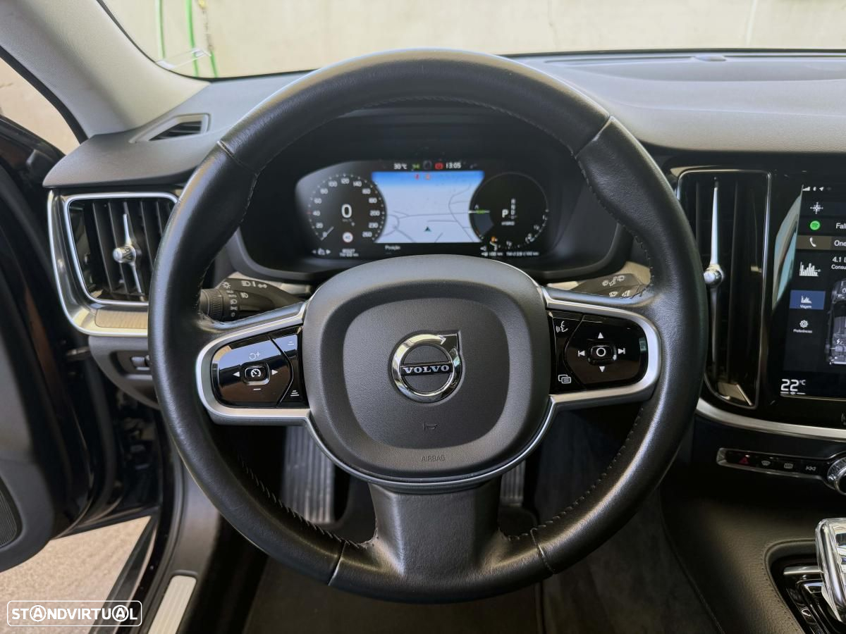 Volvo V60 2.0 T8 AWD TE Inscription - 32