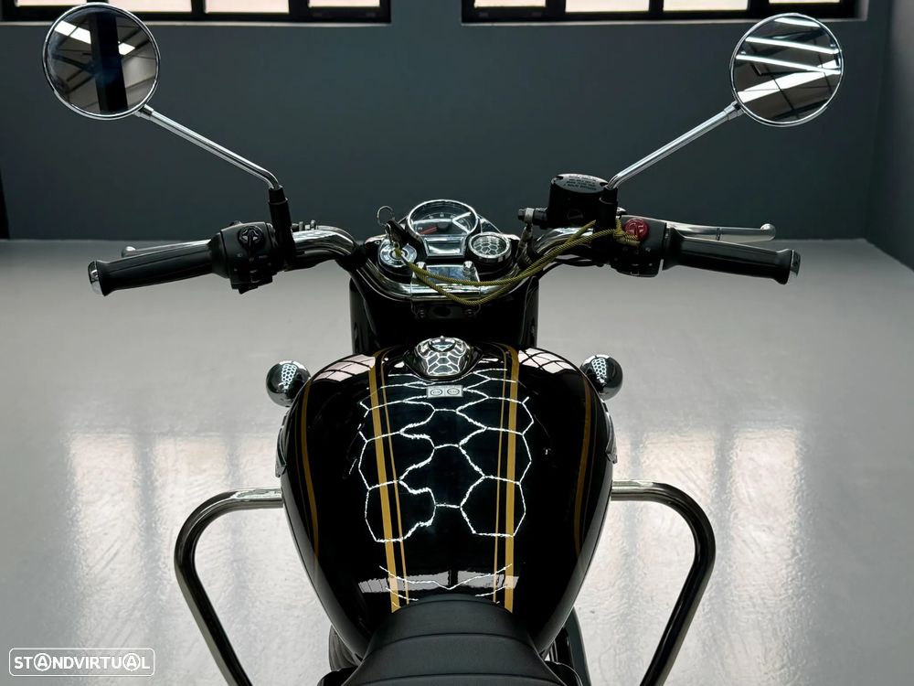 Royal Enfield Bullet 350 - 7