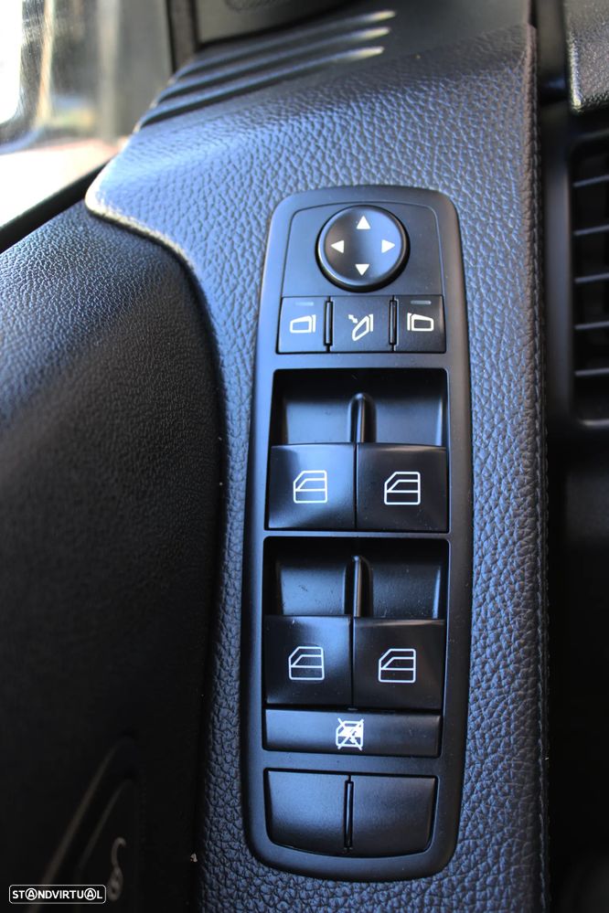 Mercedes-Benz R 320 CDI 4-Matic - 42