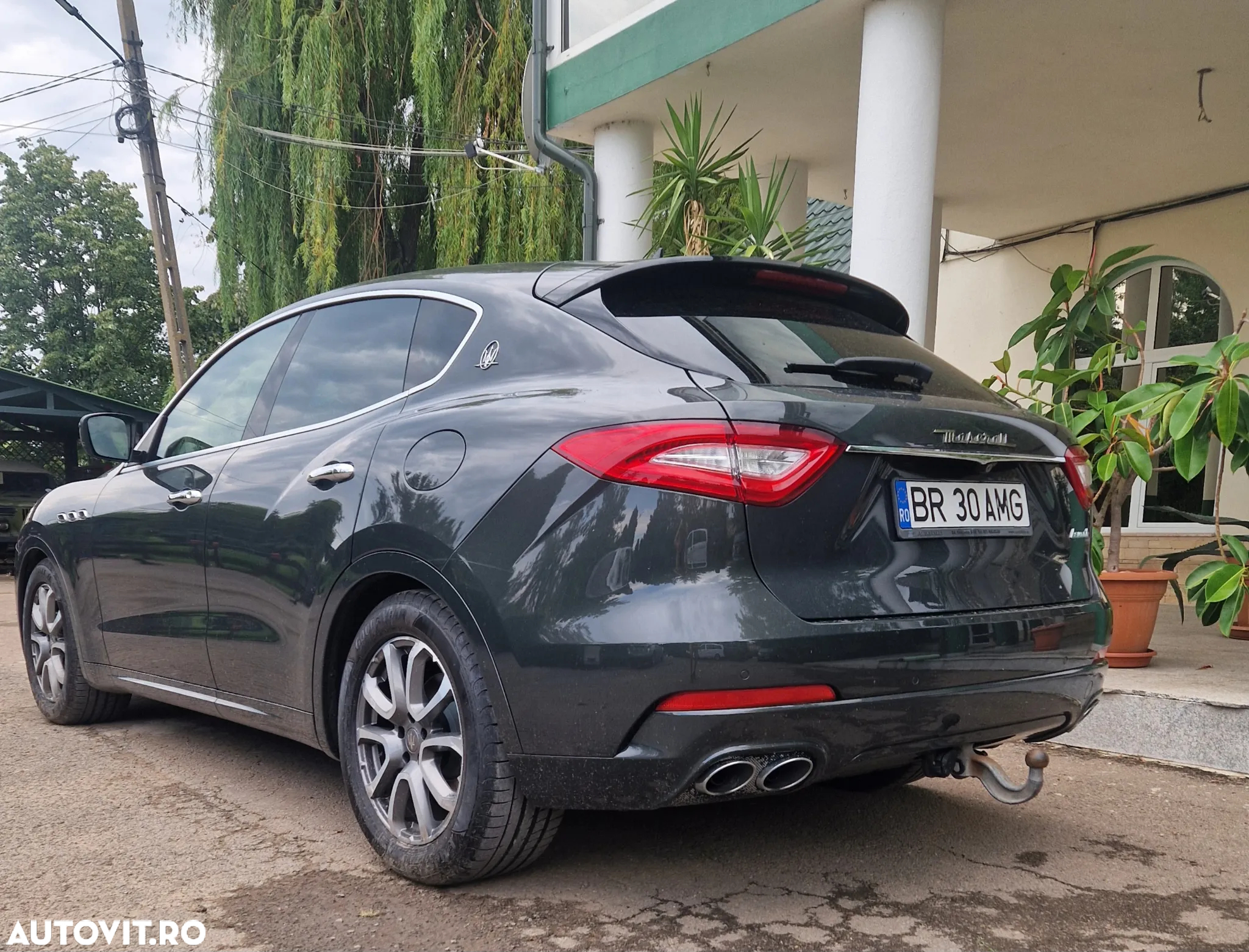 Maserati Levante - 3