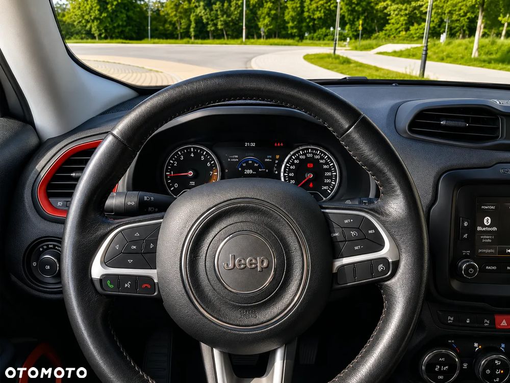 Jeep Renegade - 8