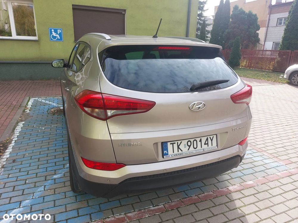 Hyundai Tucson 1.6 GDI BlueDrive Style 2WD - 8