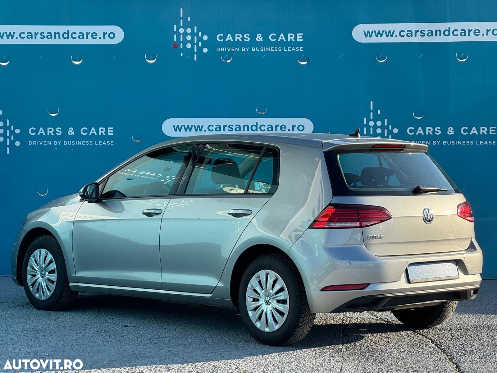 Volkswagen Golf - 4