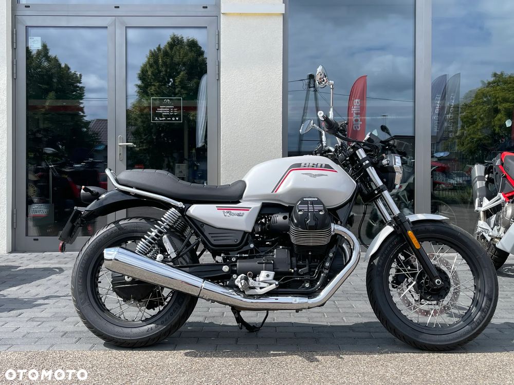 Moto Guzzi V7 - 2