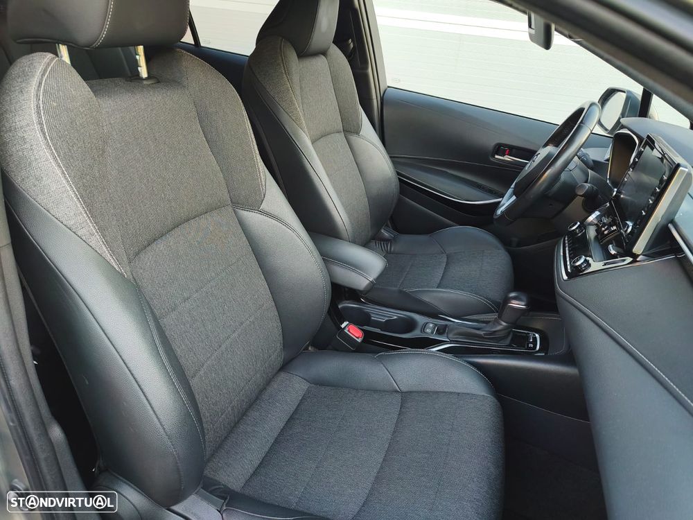 Toyota Corolla Touring Sports 1.8 Hybrid Comfort+P.Sport - 11