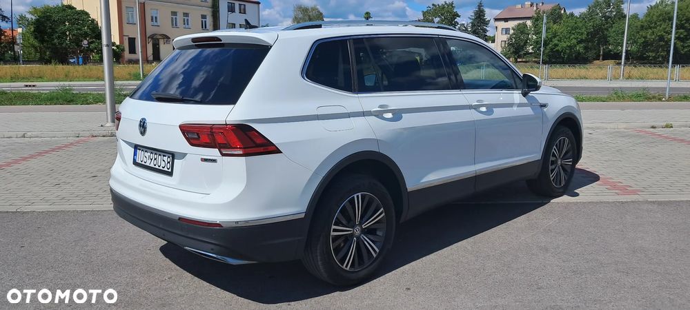 Volkswagen Tiguan Allspace - 8
