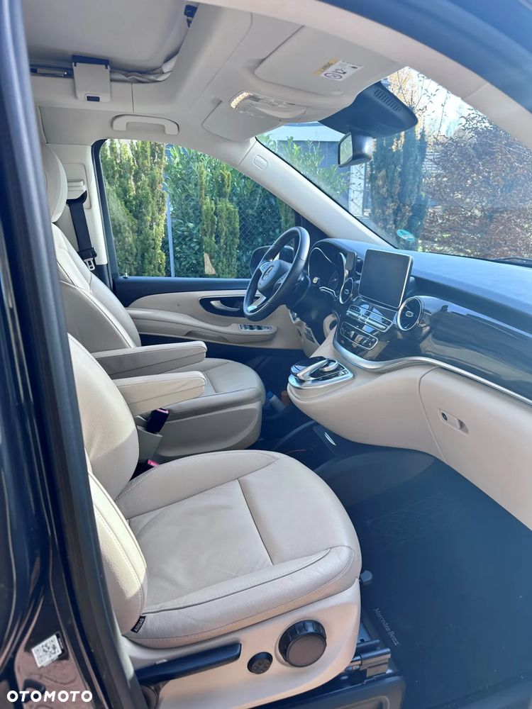Mercedes-Benz Klasa V 300 d 9G-Tronic - 11