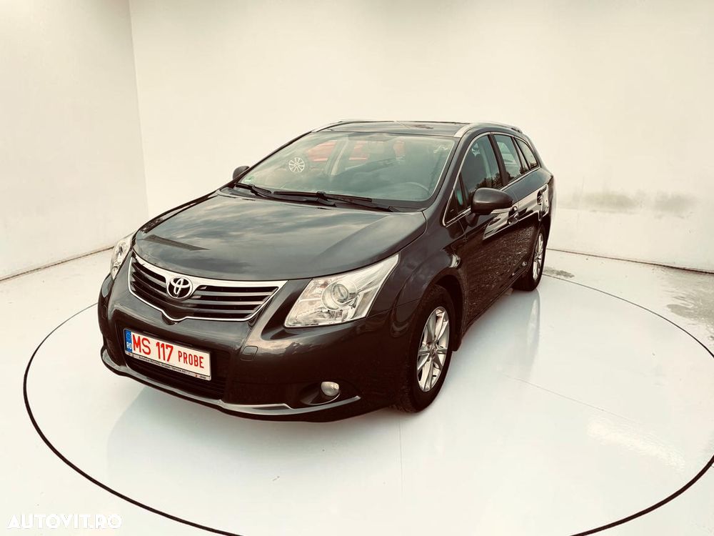 Toyota Avensis 1.6 Executiv - 1