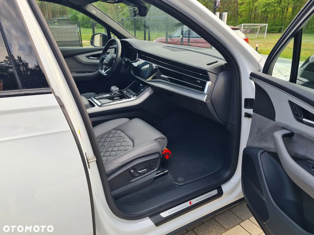 Audi Q7 - 6