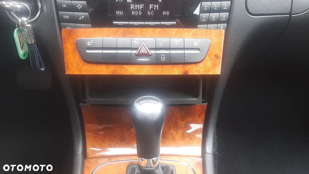 Mercedes-Benz Klasa E 200 Kompressor Automatik Elegance - 20