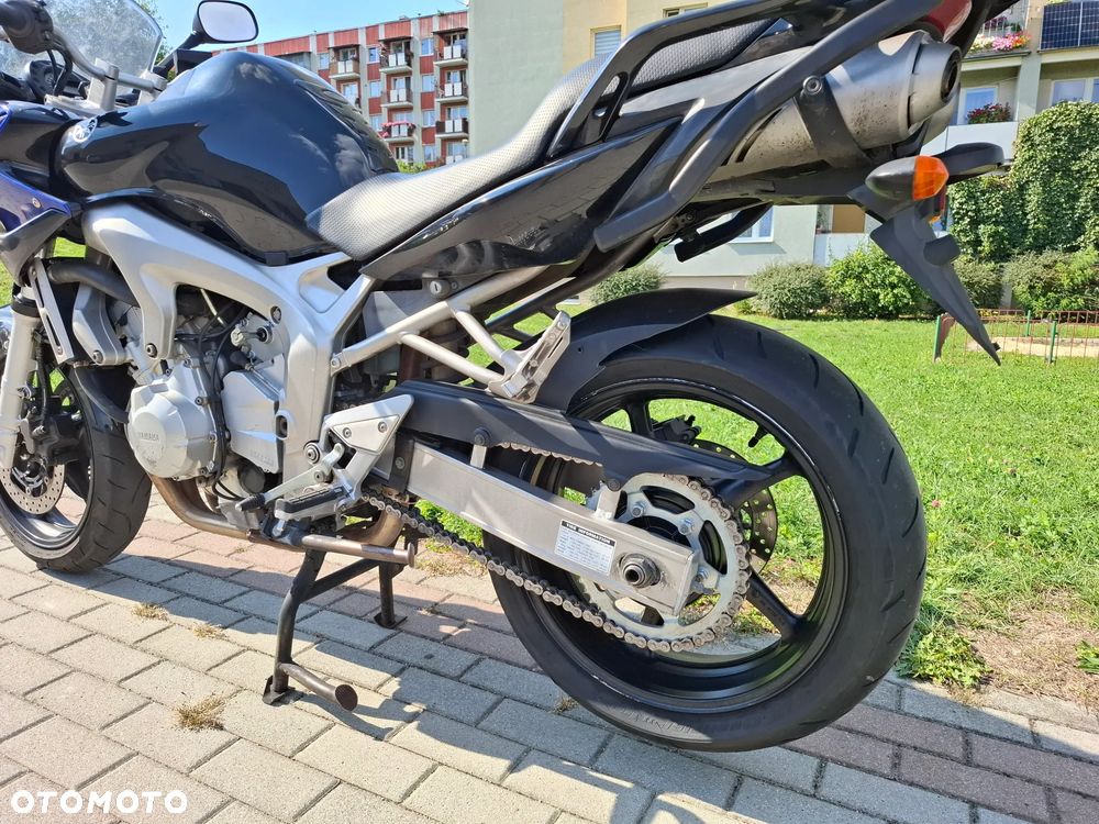 Yamaha FZ6 - 7