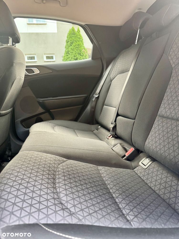 Kia XCeed 1.5 T-GDI M DCT - 12