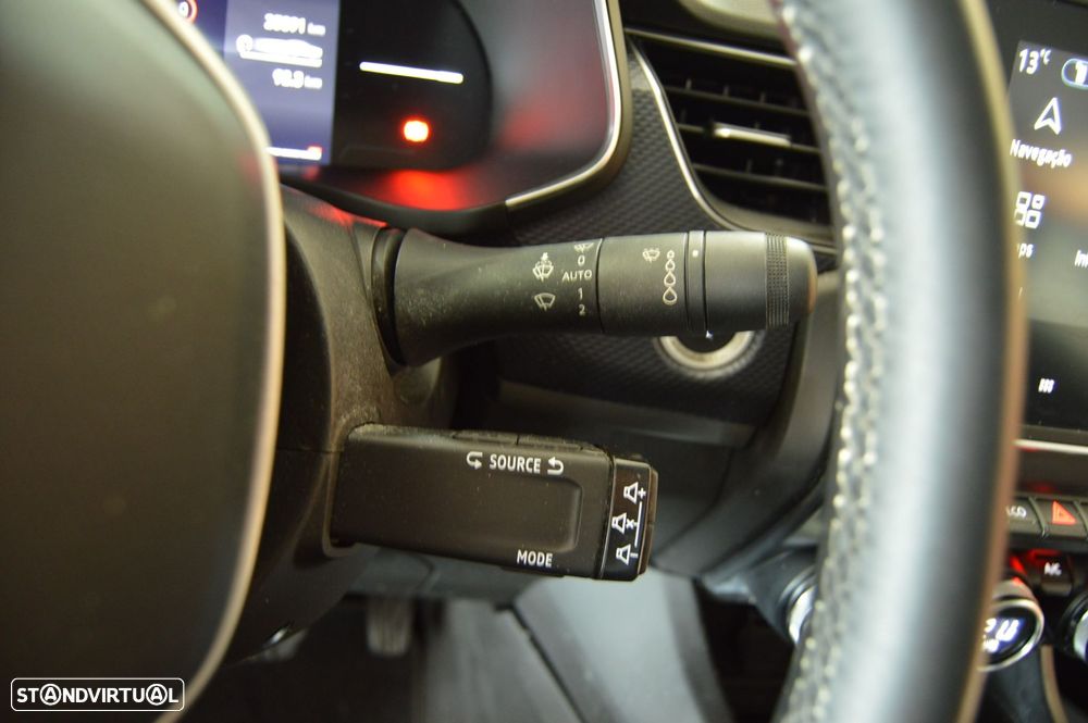 Renault Arkana TCe Mild Hybrid 140 EDC Evolution - 44