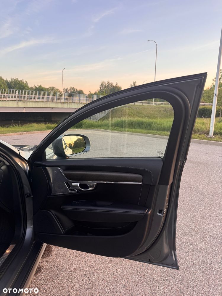 Volvo V90 Cross Country T6 AWD Pro - 20
