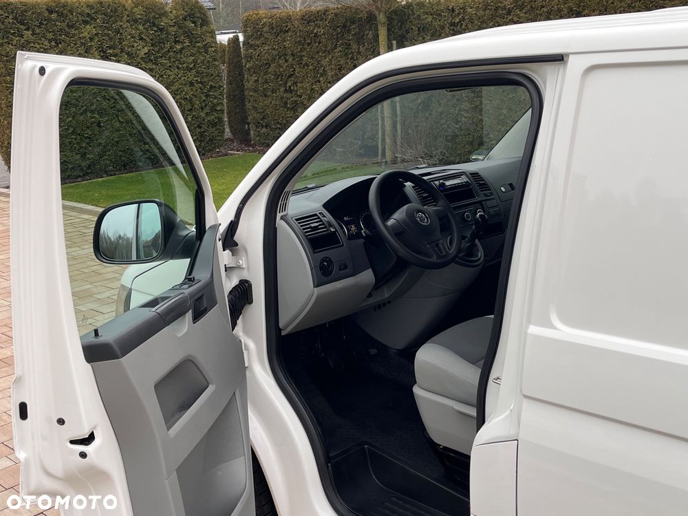 Volkswagen Transporter T6 - 22