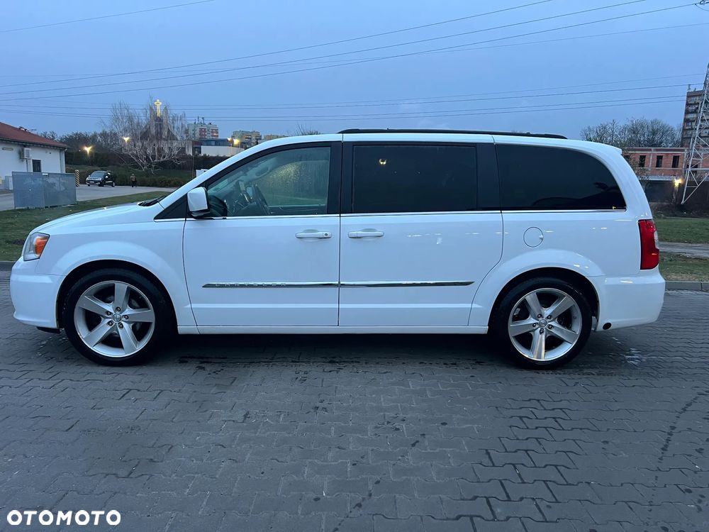 Chrysler Town & Country 3.6 Touring - 2