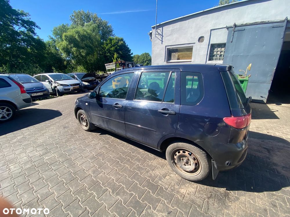 Mazda II na części - 4