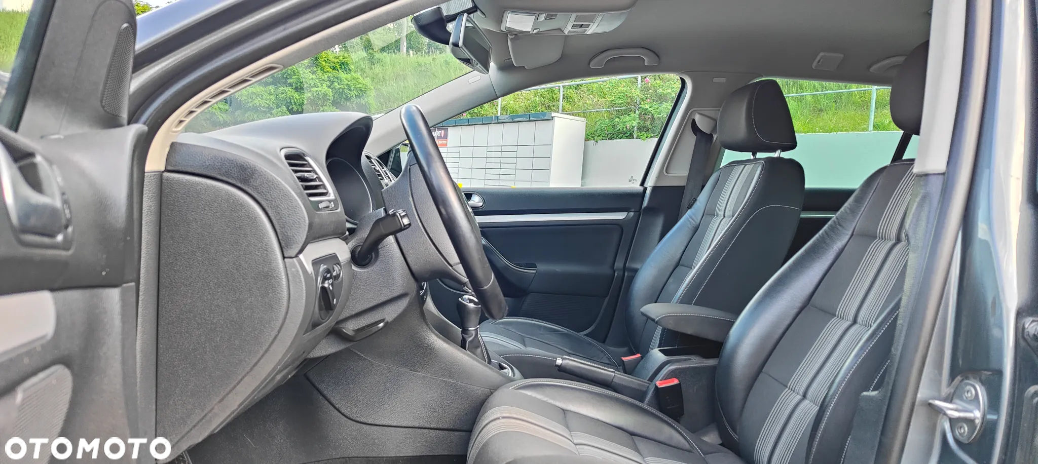 Volkswagen Golf Variant 1.6 TDI DPF MATCH - 26