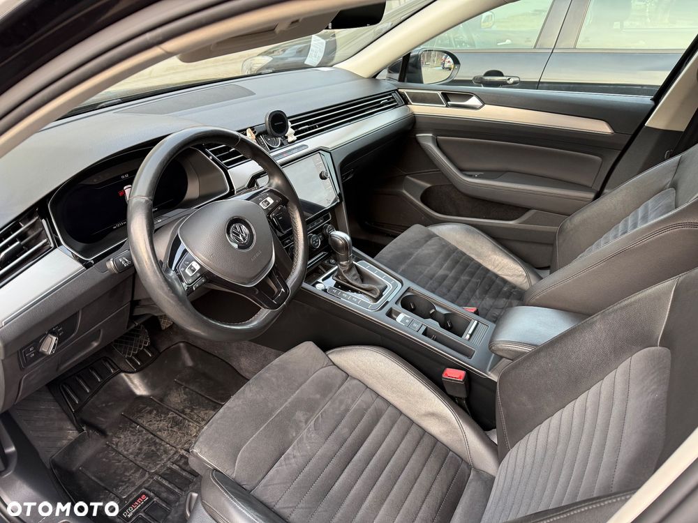 Volkswagen Passat 2.0 TDI BMT Highline DSG - 9