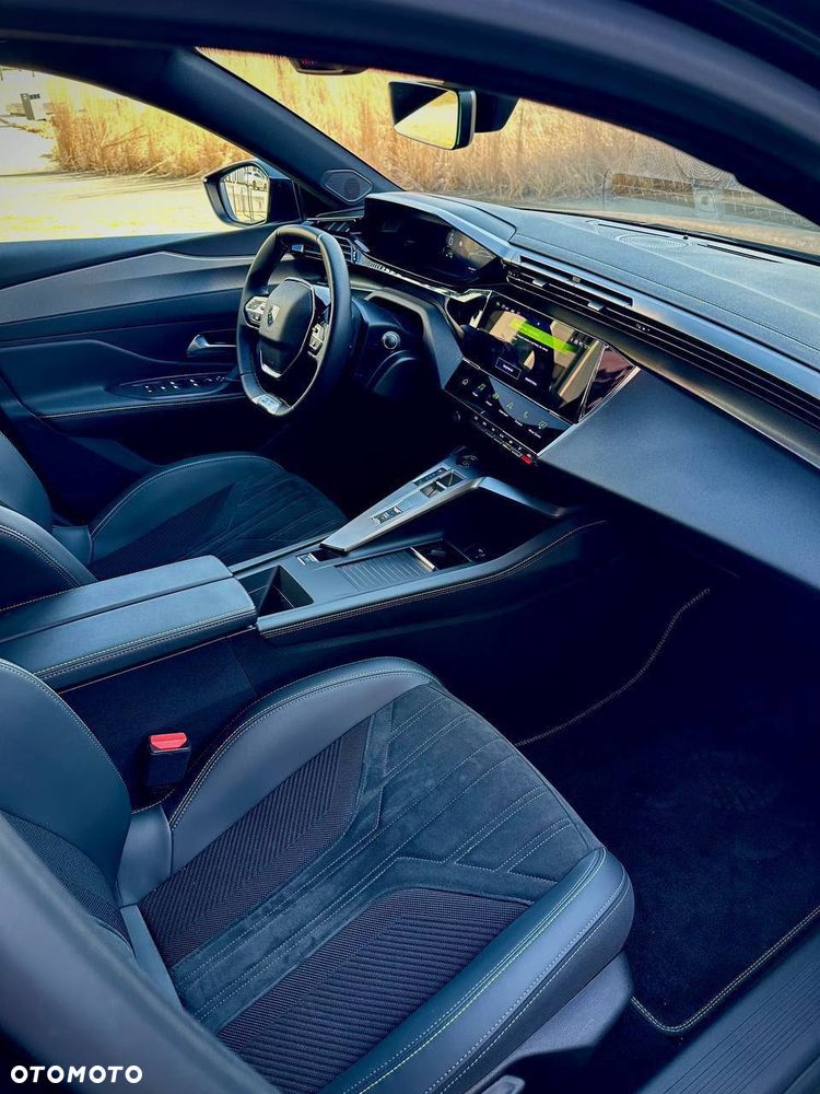 Peugeot 408 1.2 PureTech GT S&S EAT8 - 10