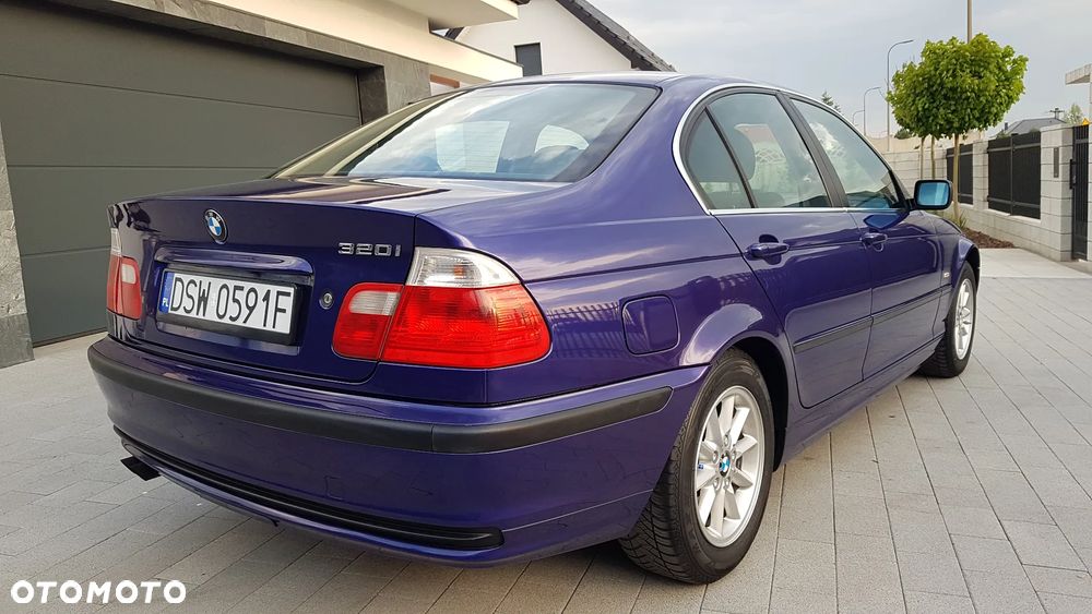 BMW Seria 3 - 35