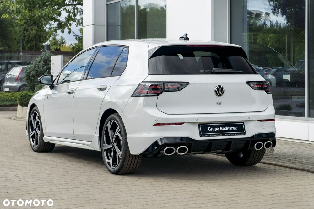 Volkswagen Golf - 7