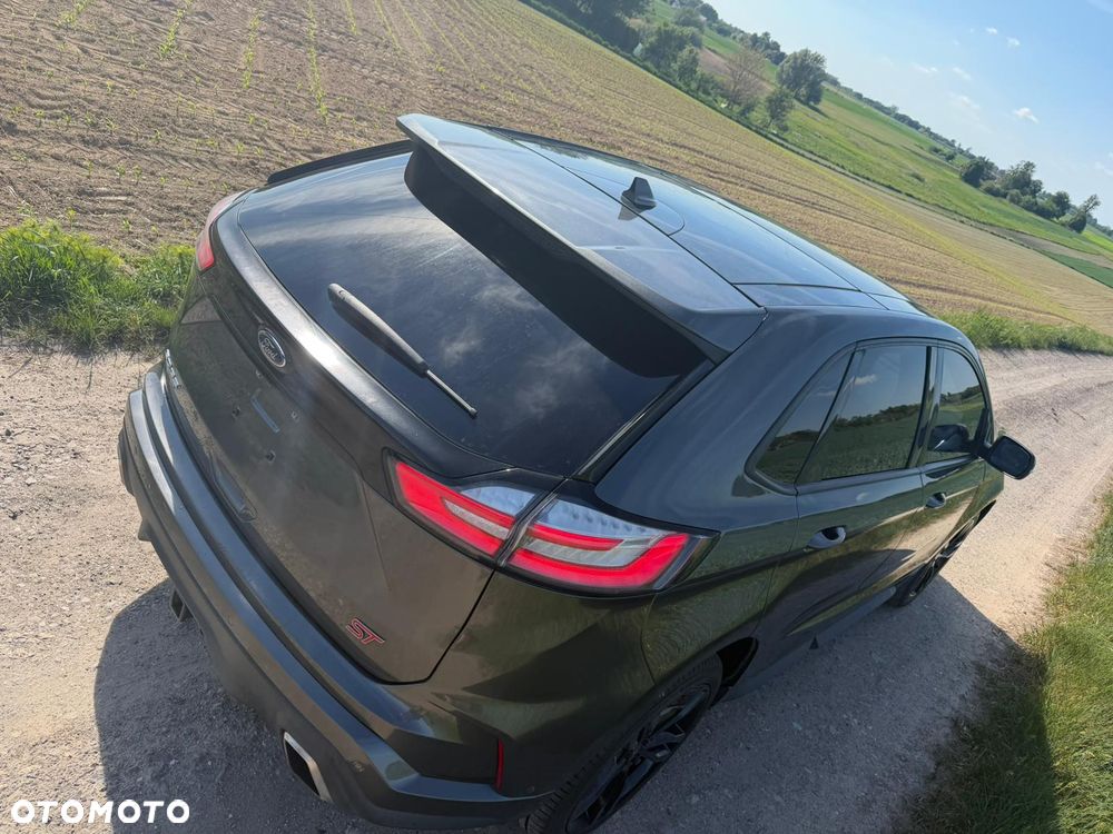 Ford Edge - 9