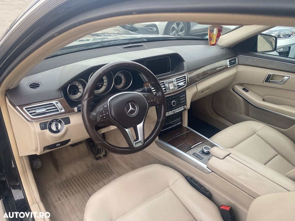 Mercedes-Benz E - 13