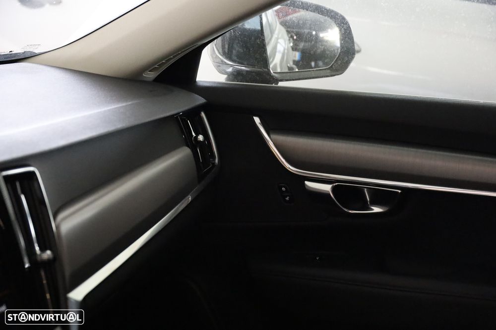 Volvo V90 2.0 D4 Momentum Geartronic - 13