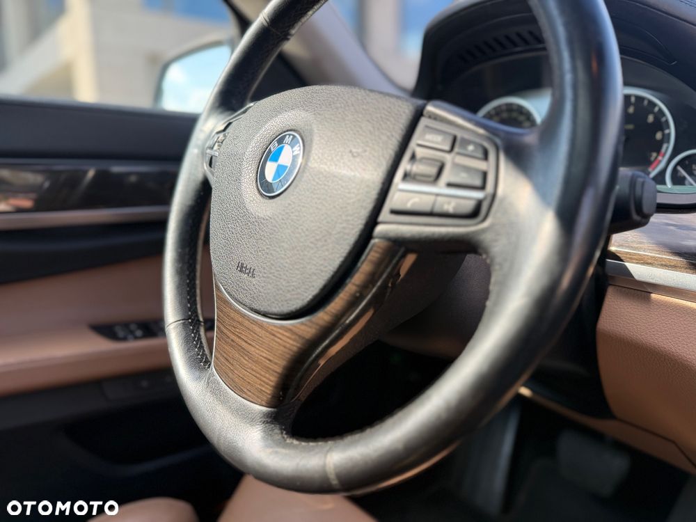 BMW Seria 7 750Li xDrive - 20