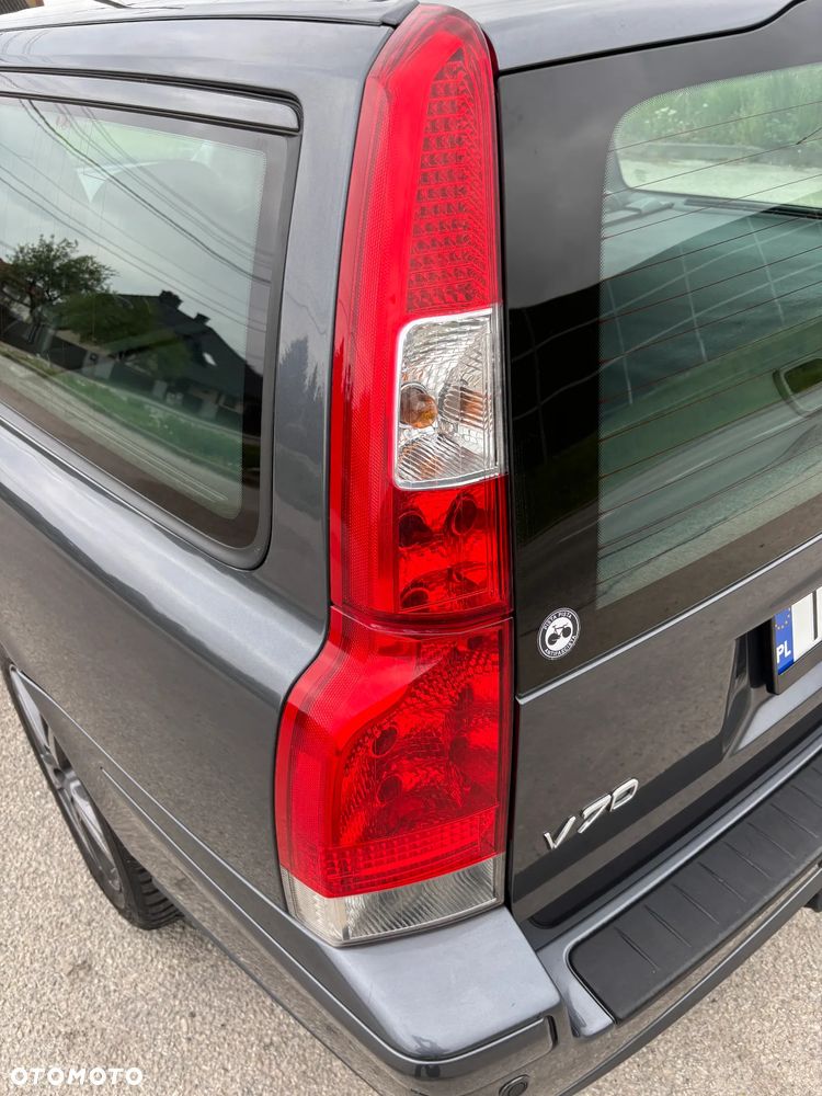 Volvo V70 2.4 Momentum - 37