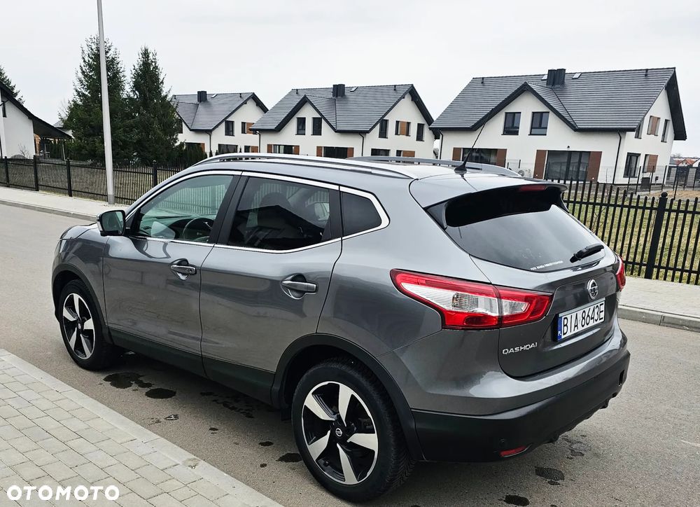 Nissan Qashqai 1.6 DCi Xtronic N-Connecta - 10