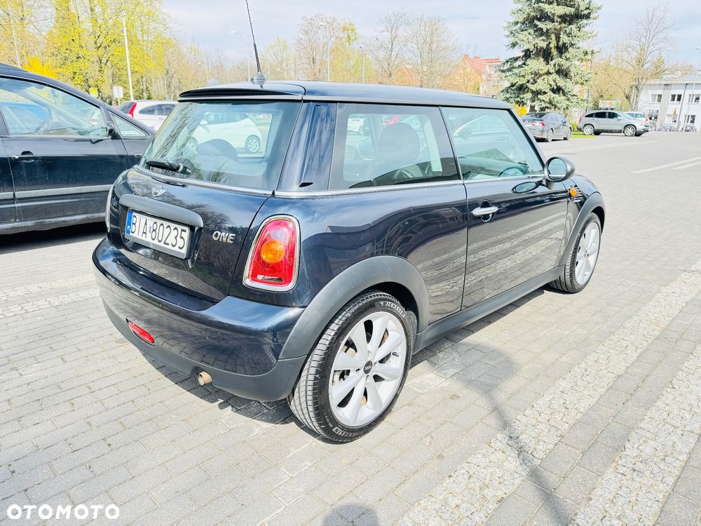 MINI ONE Standard - 4