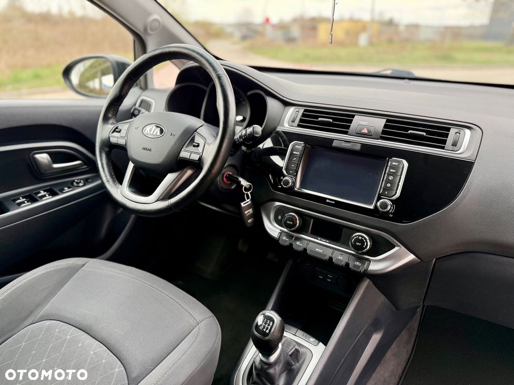 Kia Rio 1.4 XL Business Line - 3