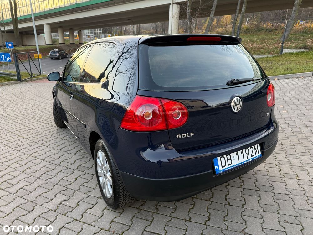 Volkswagen Golf - 3