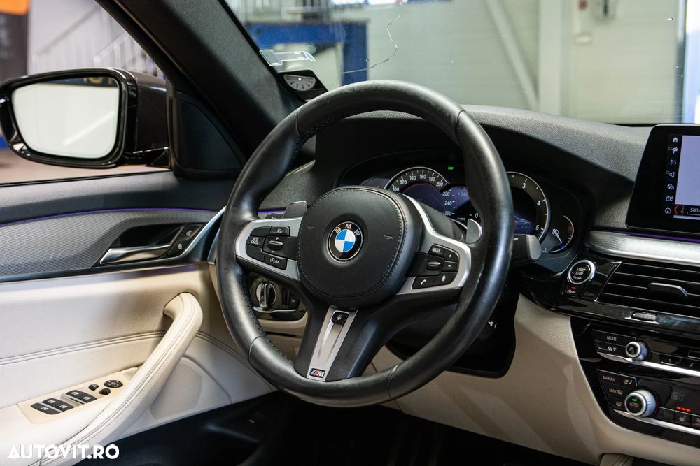 BMW Seria 5 520d xDrive Aut. M Sport Edition - 15