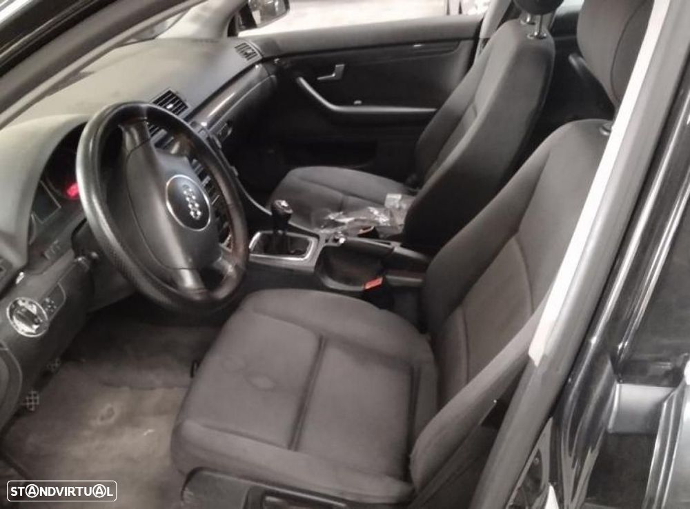 Audi A4 Avant - 4
